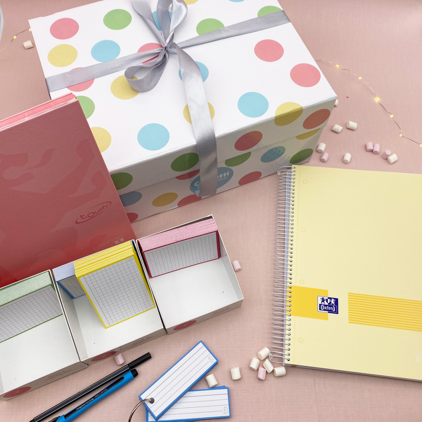 Confettibox - Cadeau groot student, Flashcards, schrijfwaren en Leitner systeem