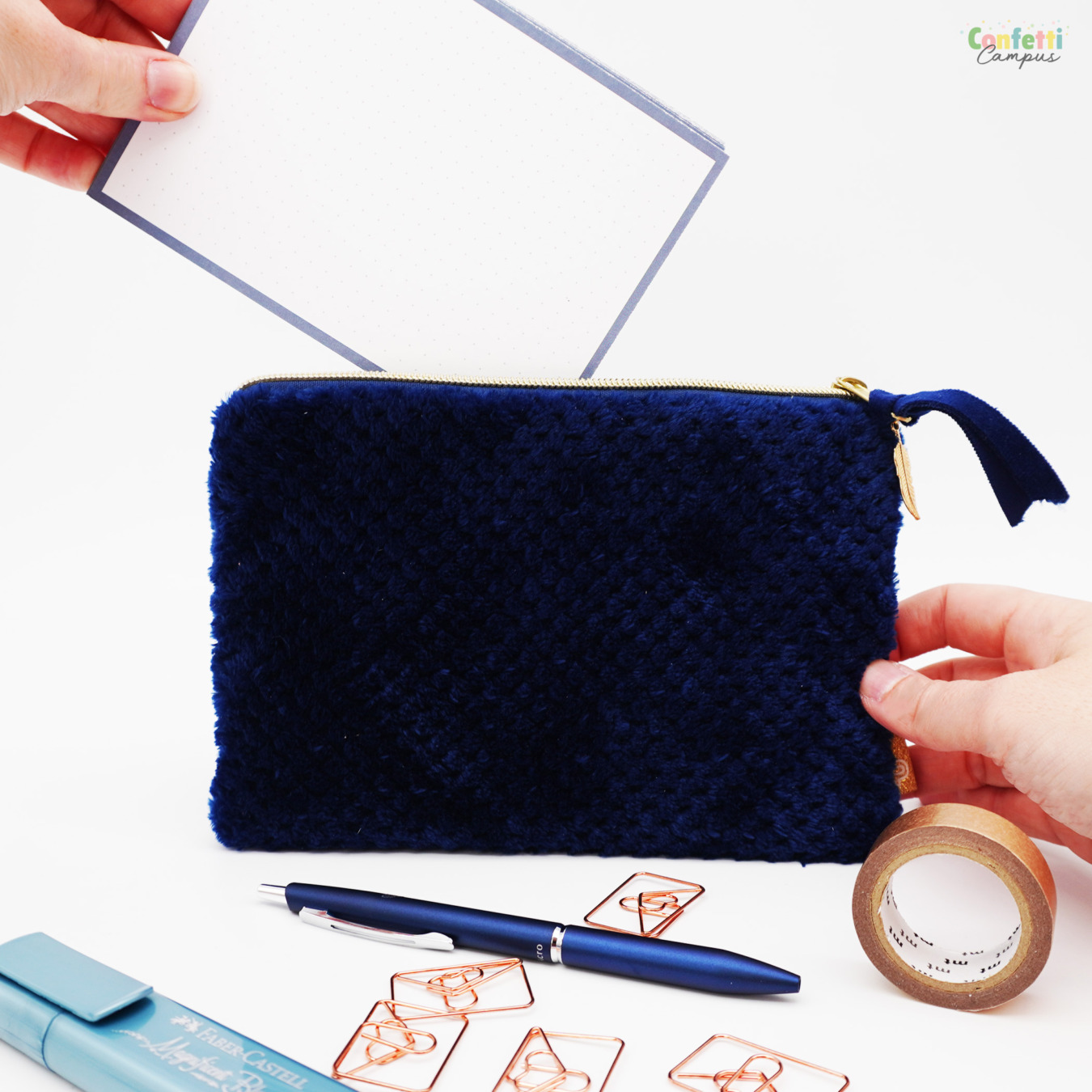 Kangaro Fluffy Etui Plat Donkerblauw zoom