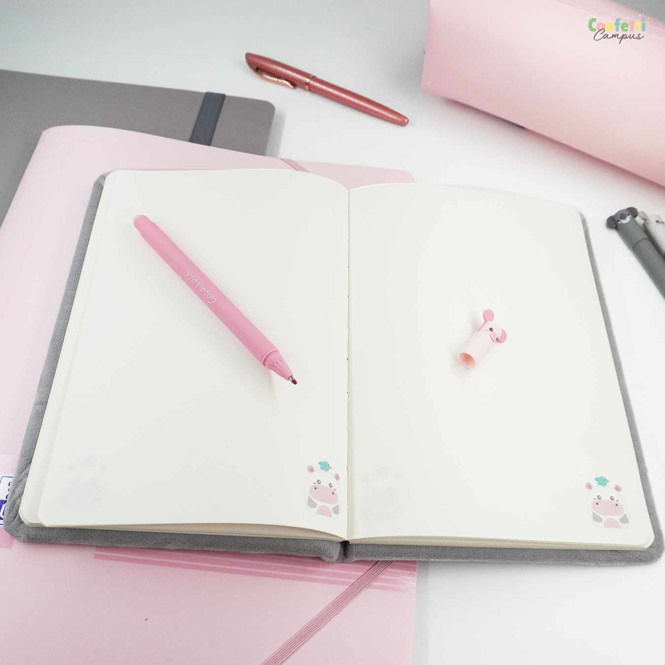 i-Total Fluffy Notebook A5 Gelinieerd Hippo